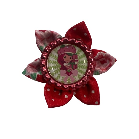 NEW Strawberry Shortcake Girls Hair Clip - Picture 1 of 2
